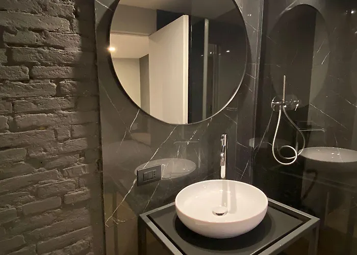 Empire - 3* Модена