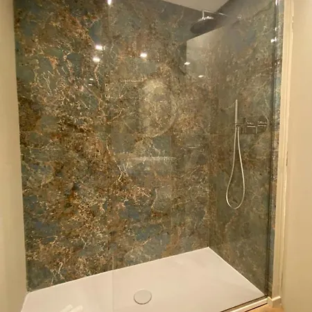 Empire - مودينا