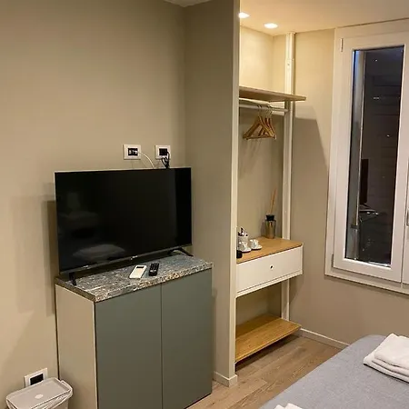 بيت ضيافة Empire - مودينا