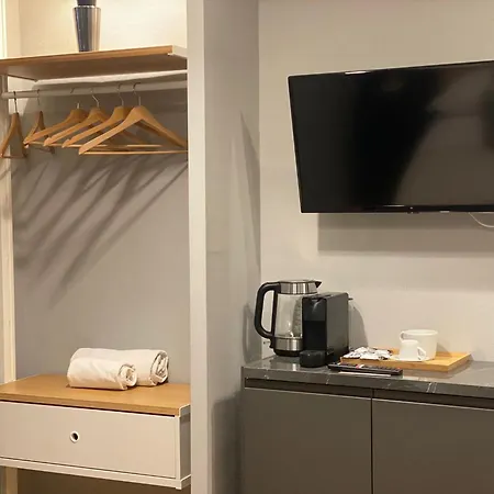 بيت ضيافة Empire - 3*