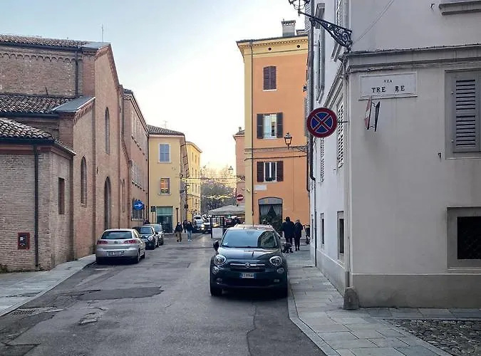 Empire - Maison d'hôtes Modène