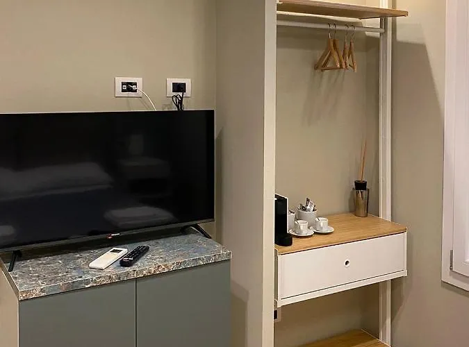 招待所 Empire - 3*