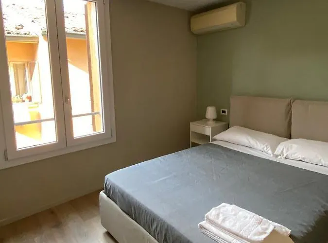 Empire - Maison d'hôtes Modène